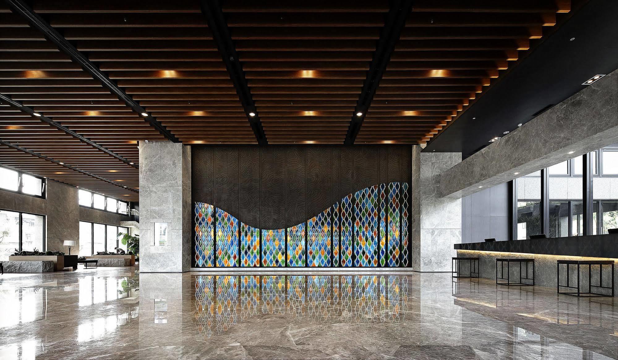 Lakeshore Hotel סואו מראה חיצוני תמונה